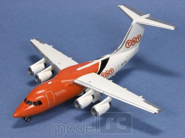 Plastový model Revell BAe 146 TNT Austr. Air Express 04042