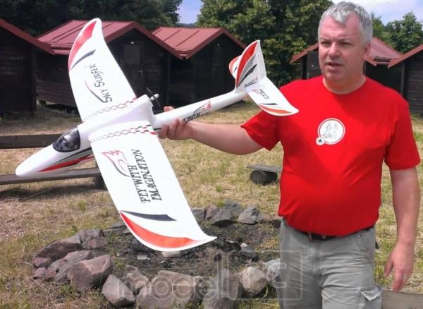 RC lietadlo na diaľkové ovládanie SKY SURFER 1400, RTF, 2,4 GHz